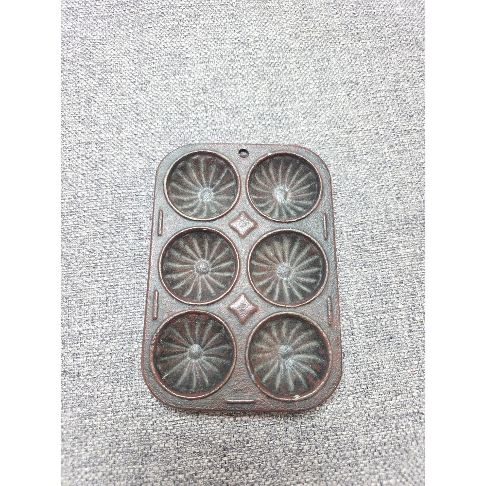 Mini Cast Iron Cake or Tart Pan ? 6 Slot